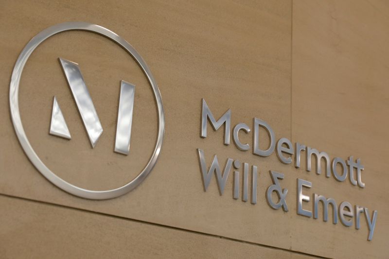 McDermott Will & Emery and Schulte Roth & Zabel Confirm Merger Talks